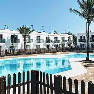 https://valentine-paradise.in-canary-islands.com
